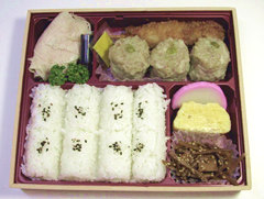 お弁当の中