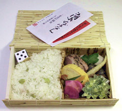 お弁当の中